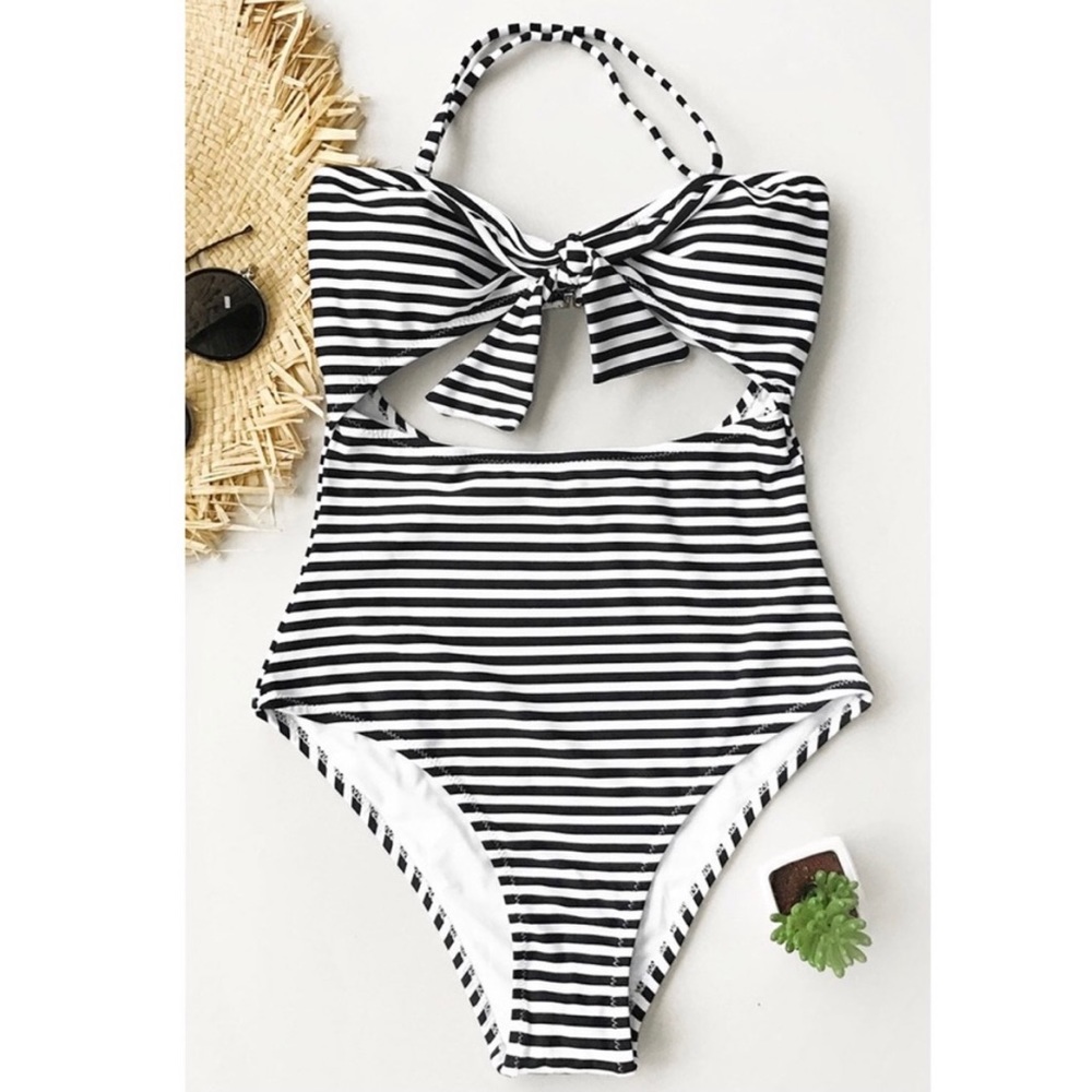 Brand New Cupshe Cutout Striped Swimsuit